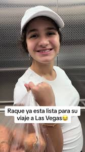 Preparativos de Raque para su viaje a Las Vegas