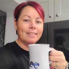 Another one up for the cup 👏👏👏 HI guys this is me with my cup of nice  cold water as I don't drink tea or coffee. My 1st stone award in 3