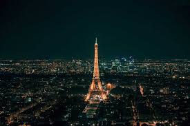 However, the lights on the eiffel tower were installed in 1985, by pierre bideau, meaning that any photo or video that shows the monument at a time when the lights are visible (ie, at night) is a violation of copyright law. 8 Tips For Visiting The Eiffel Tower At Night Discover Walks Blog