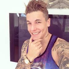 Como no podía ser de otra manera, en la. Alex Caniggia Se Hizo Una Cirugia Estetica Asi Quedo Mendoza Post