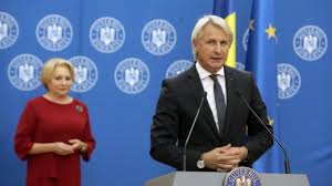 Senatul a adoptat, luni, în plen, proiectul de lege al guvernului privind sistemul public de pensii. Impozitarea Pensiilor Speciale A Fost VotatÄ In Senat OpoziÈia AcuzÄ CÄ Este O MÄsurÄ PopulistÄ Pentru CÄ Nu AfecteazÄ Parlamentarii