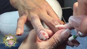 Diseño de uñas unicornio paso a paso file type = jpg. Gelish Para Ninas Sin Limarle Las Unas Unas Mordidas Unas Super Cortas Youtube