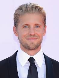 Exclusive Sleepy Hollow Taps One Tree Hill Actor To Aid Ichabod Abbie Sleepy Hollow Matt Barr Actors