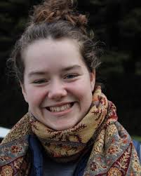 DYW of Wasco County is thankful for an incredibly dedicated committee that  is passionate about empowering young women. Allow us to introduce  ourselves. 👋🏼 Meet Summer: She is thankful for her children