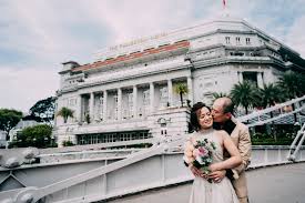 Singapore Pre Wedding Photoshoot At Gardens By The Bay Marina Barrage And Fullerton Hotel Michael Onethreeonefour