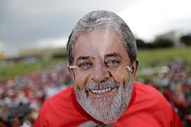 Saiba a verdade, o pt não quebrou o brasil. Lula Inocente Lula Corrupto O Brasil Dividido Na Rua Brasil Publico