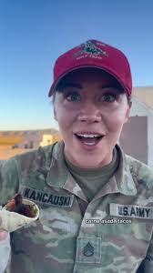 Dania Duran's Instagram, Twitter & Facebook