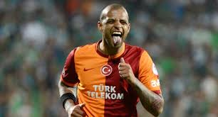 Emre belözoğlu nun futbolunu gerçekten severim. Melo Ya Dil Cikartma Cezasi Son Dakika Haberleri