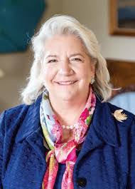 Ann Clute's Instagram, Twitter & Facebook