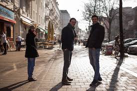 Tomorrow Ist Die Neue Grune Bank Furs Digitale Zeitalter Viertel Vor
