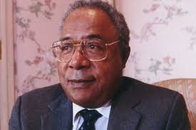 Ayatollah Khamenei recommends Alex Haley's "Roots"