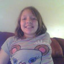 emma grace hyatt (@EmmaPandaross)