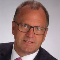 Edward Kropp's Instagram, Twitter & Facebook