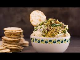Quicklook trisha yearwood gwendolyn dinnerware collection. Delicious Dips Holiday Cheese Dip By Trisha Yearwood Rachael Ray Show Youtube