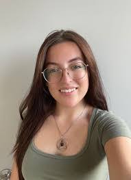 Abby Stark's Instagram, Twitter & Facebook