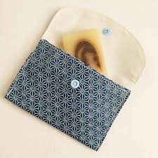 Etui A Savon De Voyage En Coton Enduitbleuetrange Etsy Pochette Maquillage Tissu Sacs Bleus