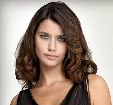 Turkish Actors And Actresses Photo Beren Saat Intikam Dread Hairstyles Long Hair Women Womens Hairstyles