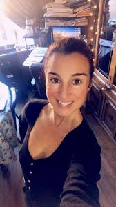 Very excited to receive my copy today and see that I have been published in  the 'Ask the Expert' section of the International Therapist Magazine! Made  my day 🤩