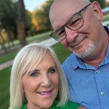 Looking for someone who is willing to offer 1:1 pickleball training and  that at a reasonable price. I'm trying to learn and places around are  charging so much for a single lesson.