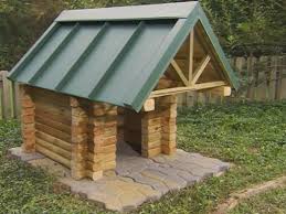 Take a complete pallet board and combine it with a plywood sheet overlay for extra smoothness! 16 Free Diy Dog House Plans Anyone Can Build
