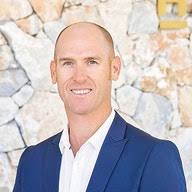 Dale Mcfarlane's Instagram, Twitter & Facebook