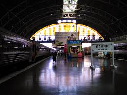 Dari yang biasanya akses ke website pembelian tiket kereta api lancar jaya seperti jalan tol, ketika musim berburu tiket lebaran dan liburan itu tadi pasti mendadak lemot kayak siput. Serunya Perjalanan Kereta Bangkok Butterworth Journey Of Alek