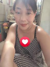 Introduction and Relationship Advice in Women's Group