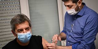 Patricia blanco angelt sicht den bruder von oliver kahn. Covid Famous Doctors Like Michel Cymes And Axel Kahn Get Vaccinated For Example Teller Report