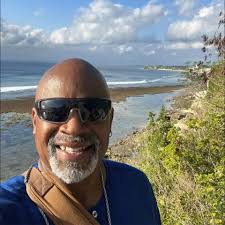 Best $100 ever spent at a lemonade stand. Bo Jackson generously helped kids  raising money for Children's of Alabama at the Regions Tradition last year.