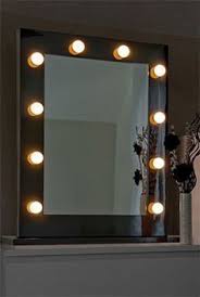 Tweezermate miroir illuminé 10x l.e.d. 12 Idees De Decoration Salon Decoration Salon Decoration Miroir Avec Lumiere