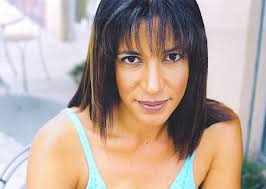 Lisa Dewitt's Instagram, Twitter & Facebook