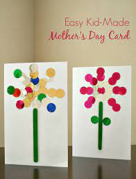 Are you looking for a fun and simple mother's day craft that you can do and end with a thoughtful and personalized mother's day gift for mom? Easy Mother S Day Card Kids Can Make Fantastic Fun Learning