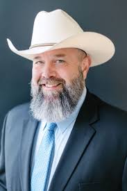 REALTOR, Real estate agent, auctioneer