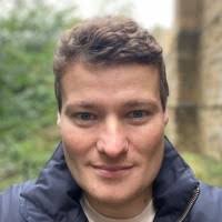 40+ "Dr Sutherland" profiles