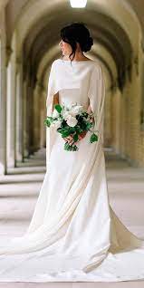 27 Awesome Simple Wedding Dresses For Cute Brides Wedding Dresses Guide Wedding Dresses Simple Wedding Dress Guide Trendy Wedding Dresses