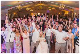 Michelle Mcgrady With Images Syracuse Wedding Photographer Syracuse Wedding Wedding Photographers