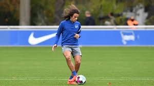 Guendouzi insists arsenal career not over after joining hertha on loan. Mit Verspatung Guendouzi Legt Los Kicker