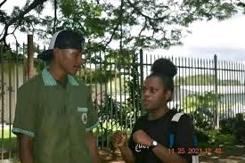 Dear school girls. Disla school Mangi boyfriend blo u ya em baby yet. Em  still live under lo parents blem! ol sa baim clothes blem, feedim em, baim  school fee blem, gim