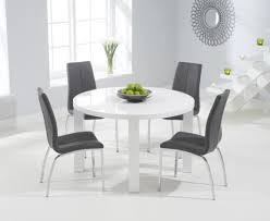 Just wish the the top of the chairs and top of the table was a little more complete with four dining chairs, storage bench and a dining table that includes an 18 leaf so you can expand the table length from 48 to 66 in an instant! Atlanta 120cm Round White High Gloss Dining Table With Cavello Chairs The Great Furniture Trading Company