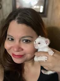 If you were to name this little kitten, what would you name her? Btw her  name is Minosha.. And she's the cutest😃🤗