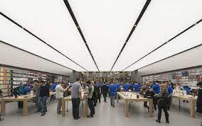 apple store with a luminous newmat ceiling by gensler and 8 inc stretchceiling newmat ceilingsystem commer foster partners apple store apple store design
