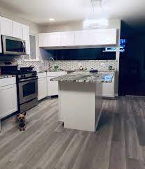 21 Kitchen Flooring Ideas To Match Any House Designs Kitchen Flooring Rubber Flooring Kitchen Minimalist Kitchen Design