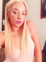 Hey everyone I need a model for a basic bob haircut tomorrow or long layers  in Covent Garden at 9am please let me know if you are interested!