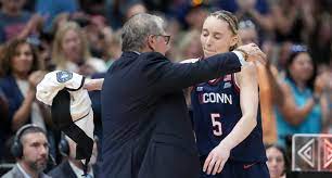 Paige Bueckers details love-hate relationship with Geno Auriemma