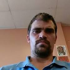 Stream Dustin Peeks music