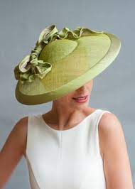Pin By Danielle Estermann On Chapeaux Dress Hats Wedding Hats Elegant Hats