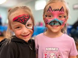 I refuse to believe that my little tiny bff's are 4 years old today. The  world knew what it was doing when it brought you two beautiful, strong,  resilient, smart, bubbly, and