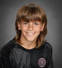 School pictures…they get me EVERY. DARN. TIME! 😭 #stopgrowingplease