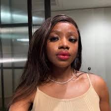 Amy Quirk's Instagram, Twitter & Facebook