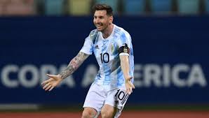 Messi accende la fantasia dei napoletani: Messi Al Napoli 2021